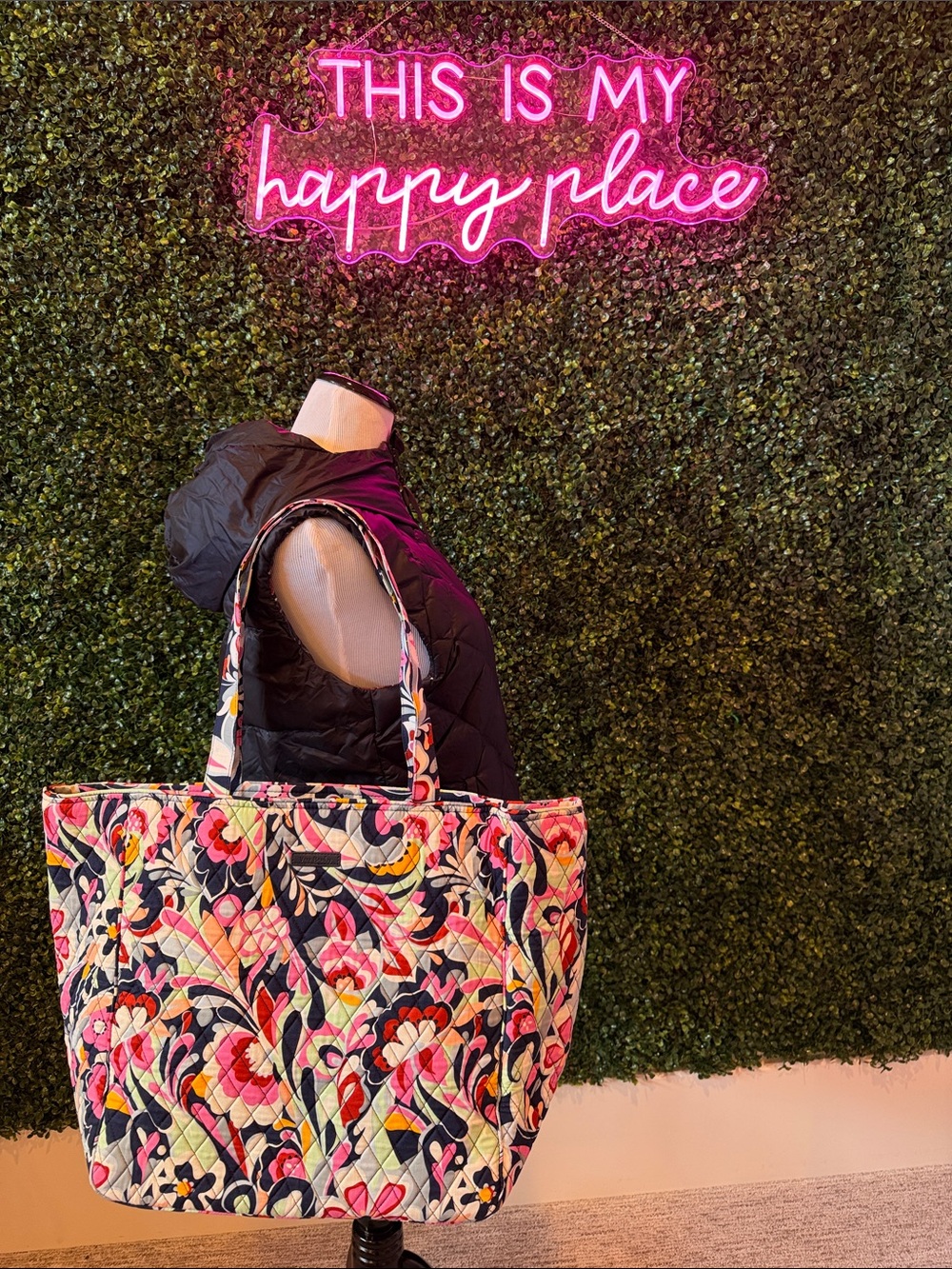 NWT Vera Bradley mod paisley grand tote 2.0 - Picture 1 of 5